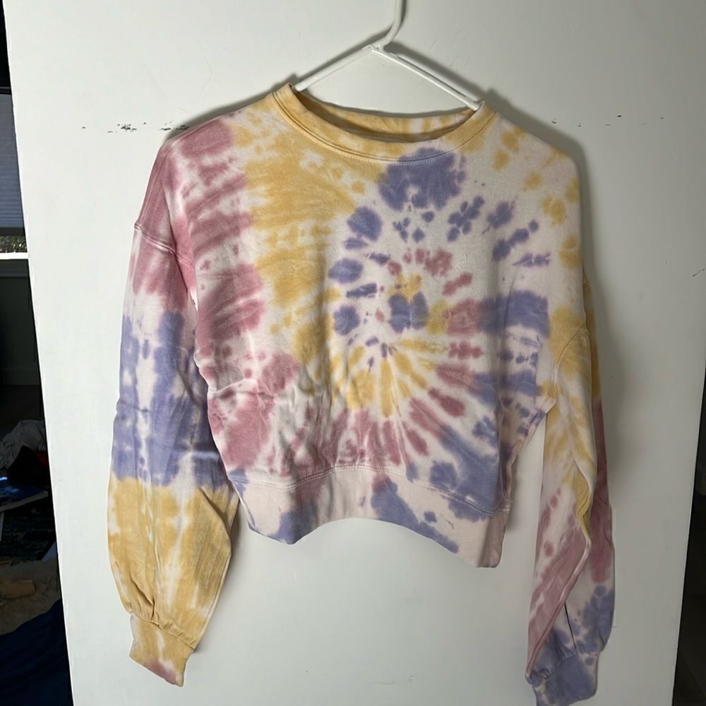 NWT Hippie Rose tie dye sweatshirt XS